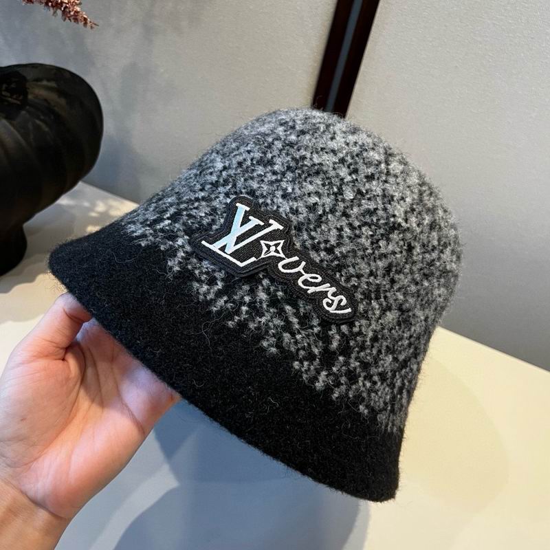 LV hat (574)