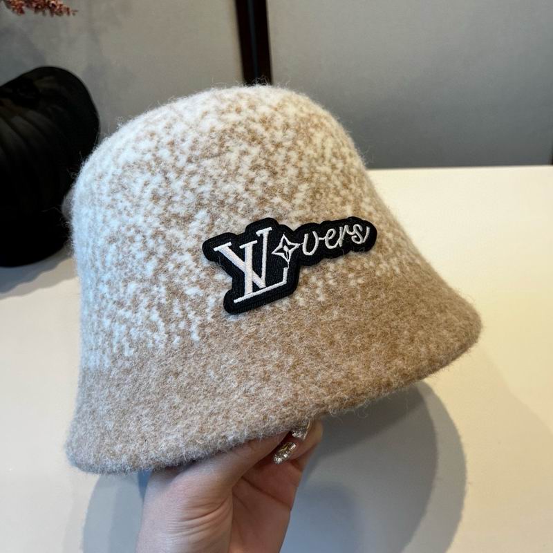 LV hat (578)