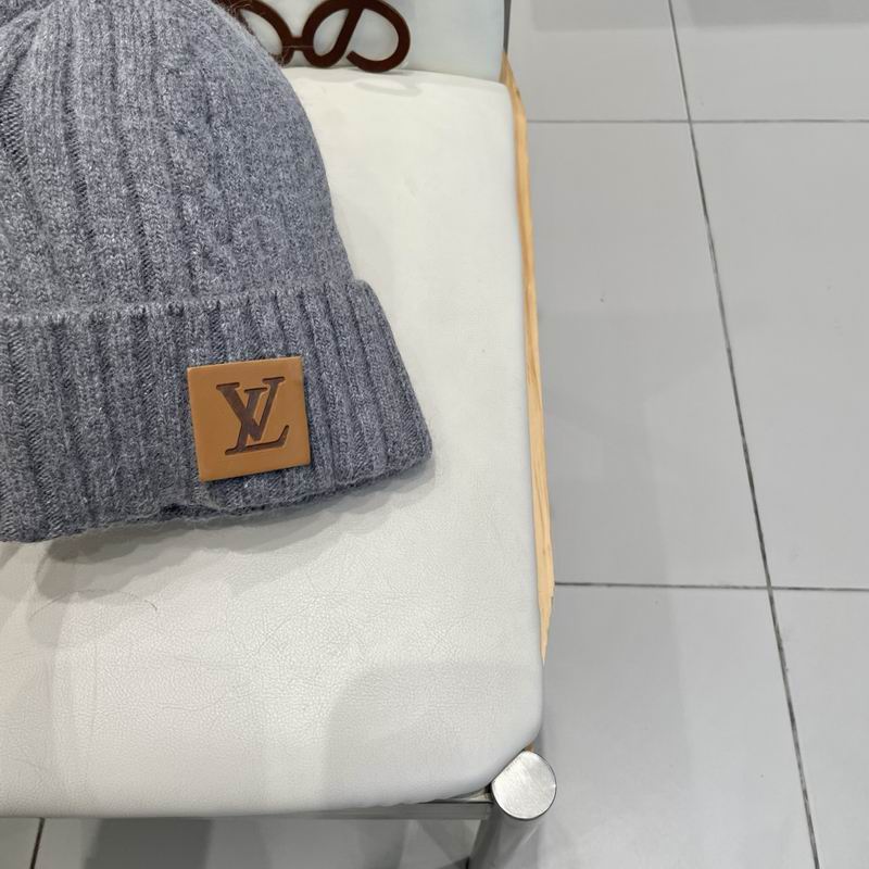 LV hat (66)