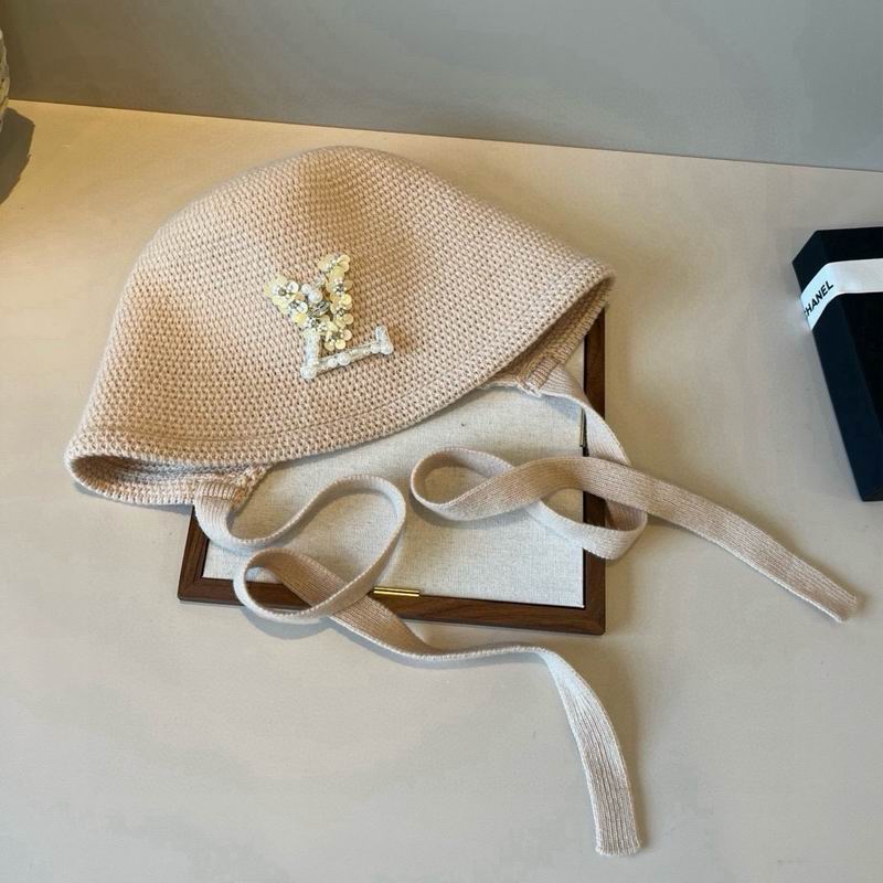 LV hat (948)
