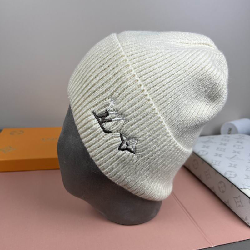 LV hat dx (1808)
