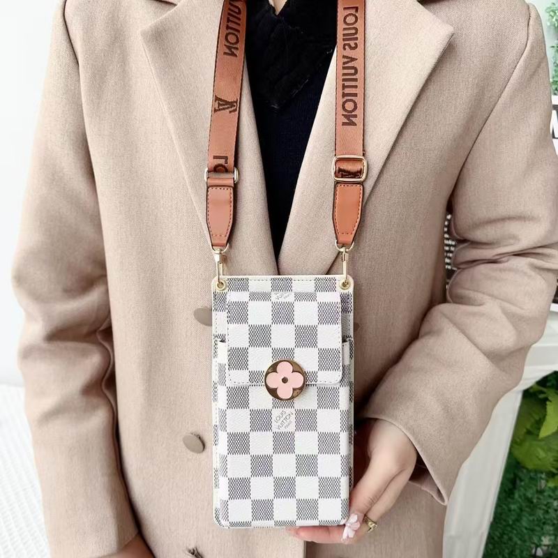 LV phone shell 02 (3)