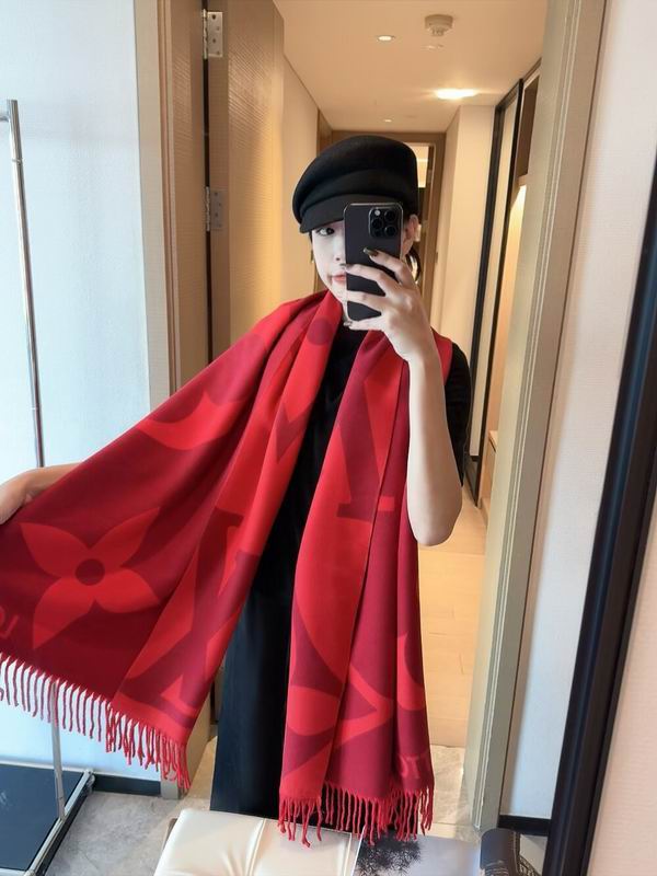 LV scarf 180X65cm E10 (27)