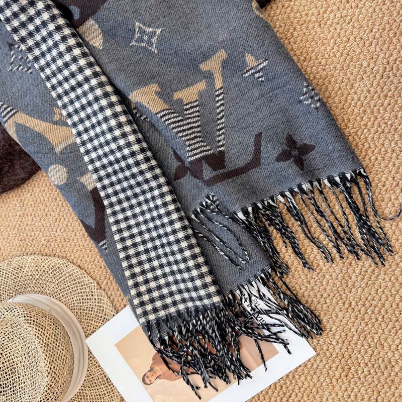 LV scarf 65X180cm E03 (3)