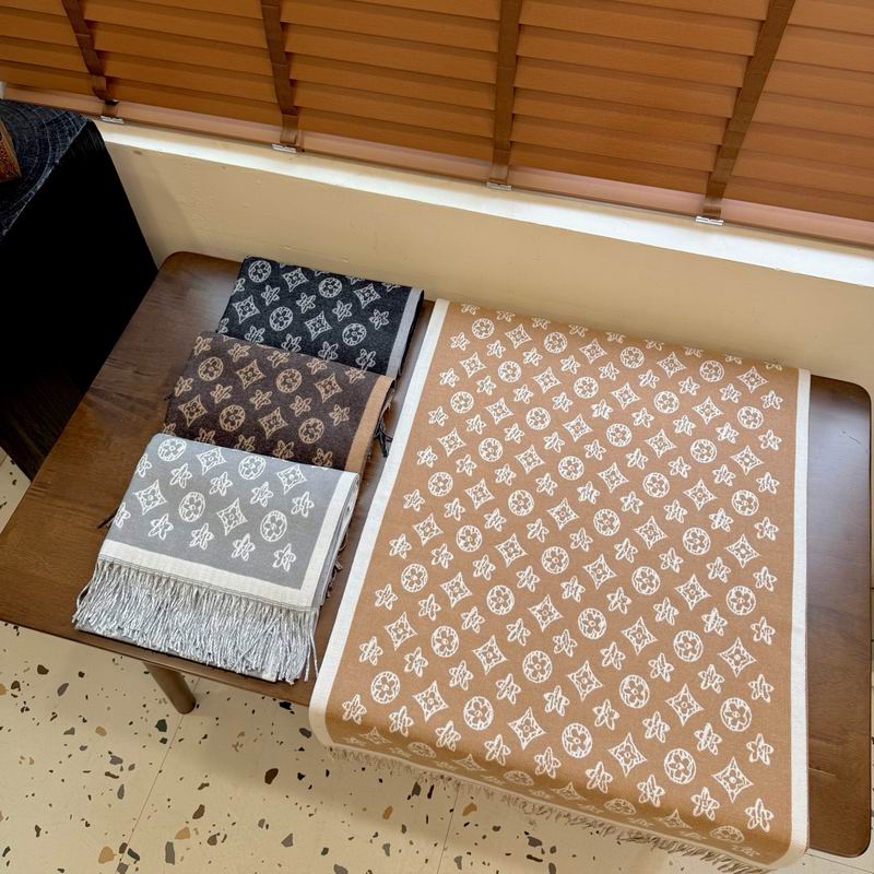 LV scarf 65X180cm E19 (9)