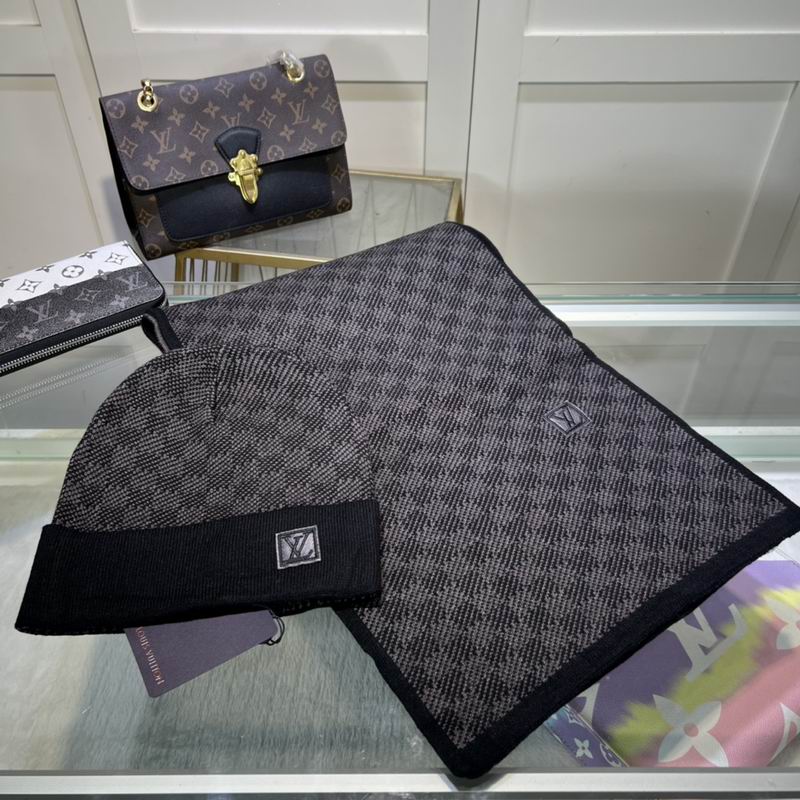 LV scarf hat (12)