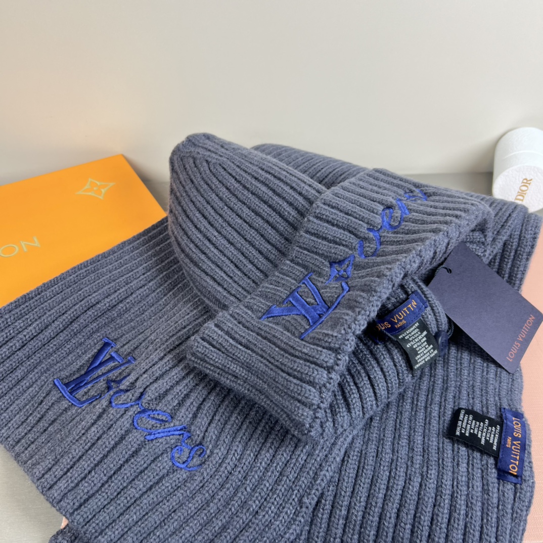 LV scarf hat (14)