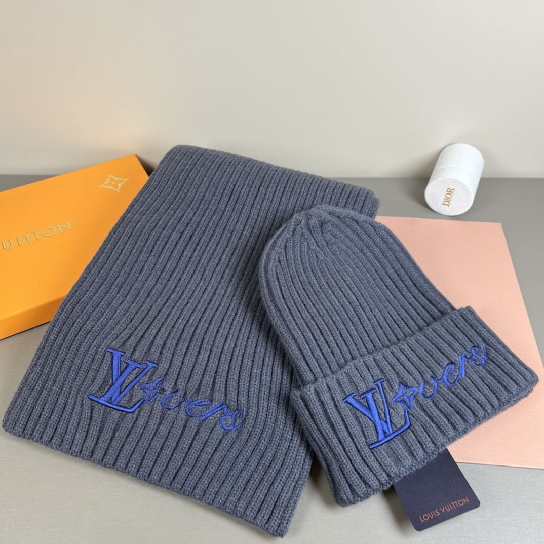 LV scarf hat (15)