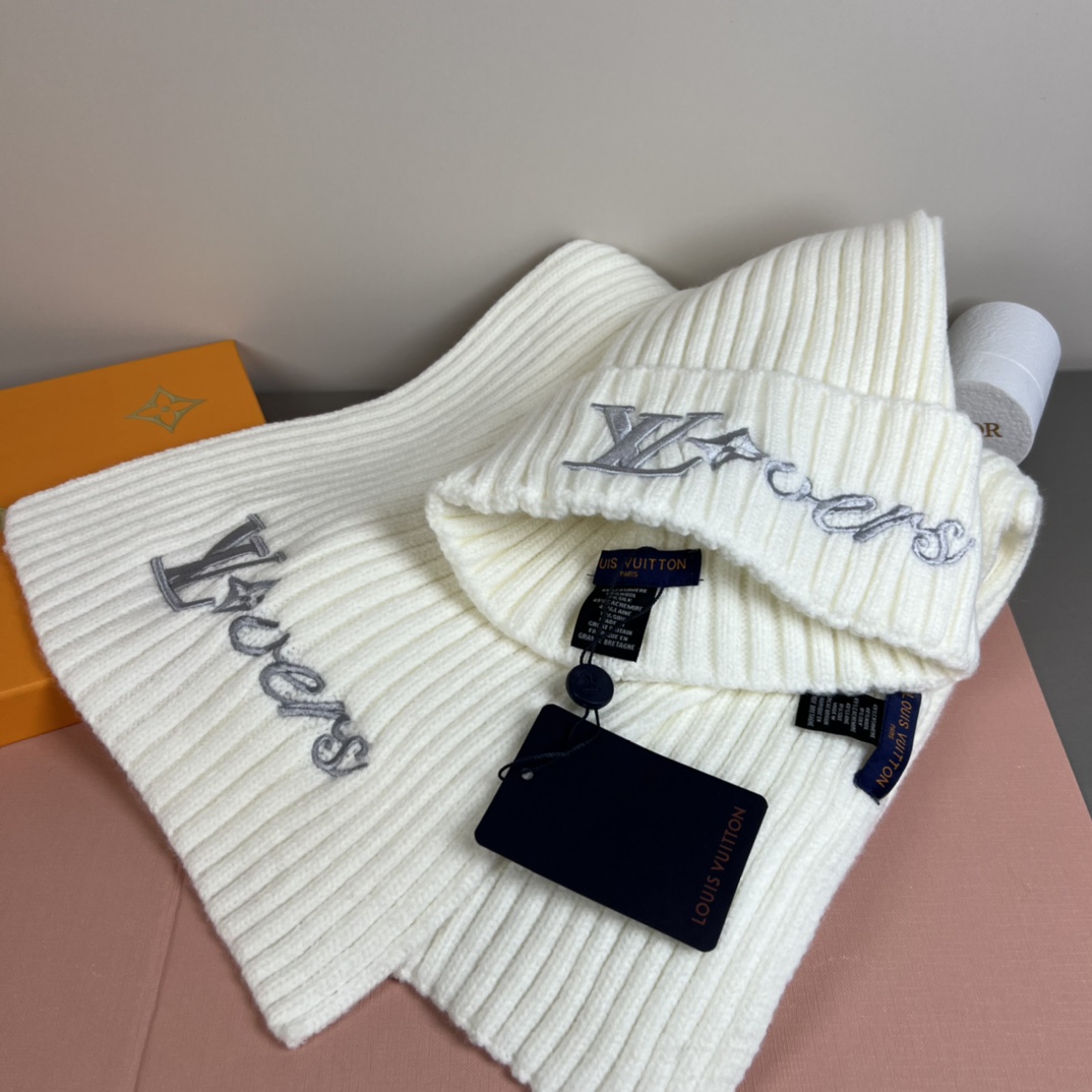 LV scarf hat (16)