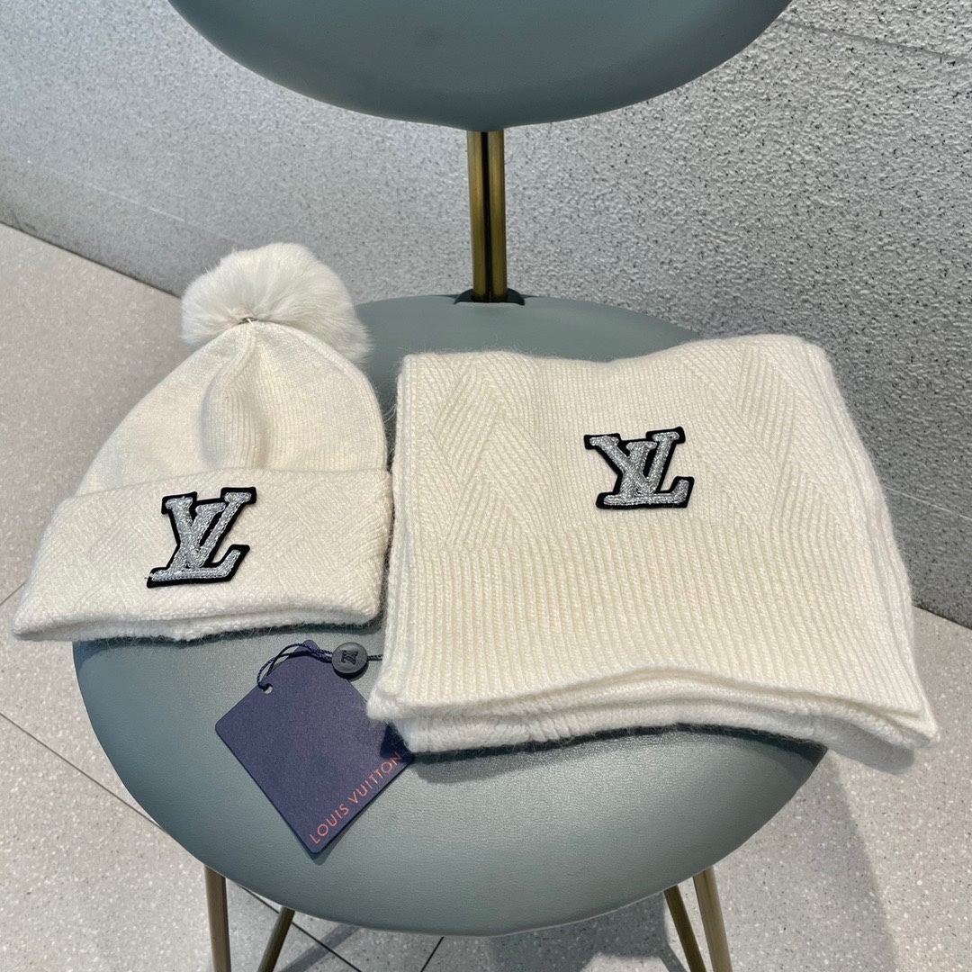 LV scarf hat (18)
