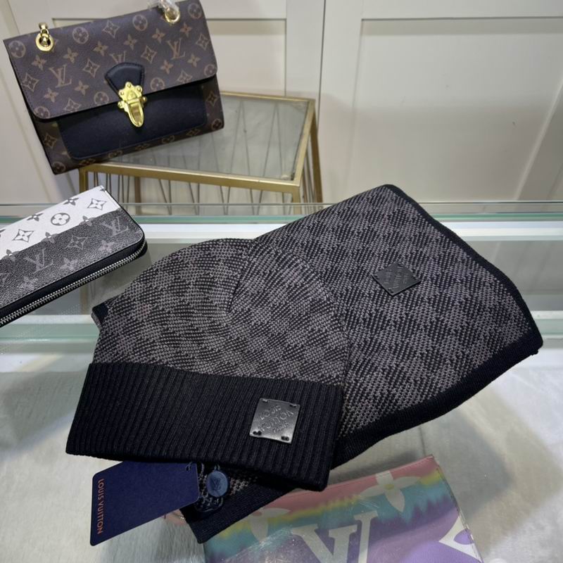 LV scarf hat (19)