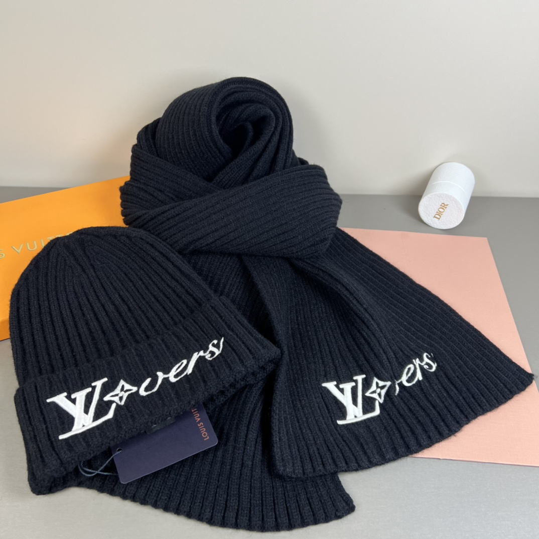 LV scarf hat (2)
