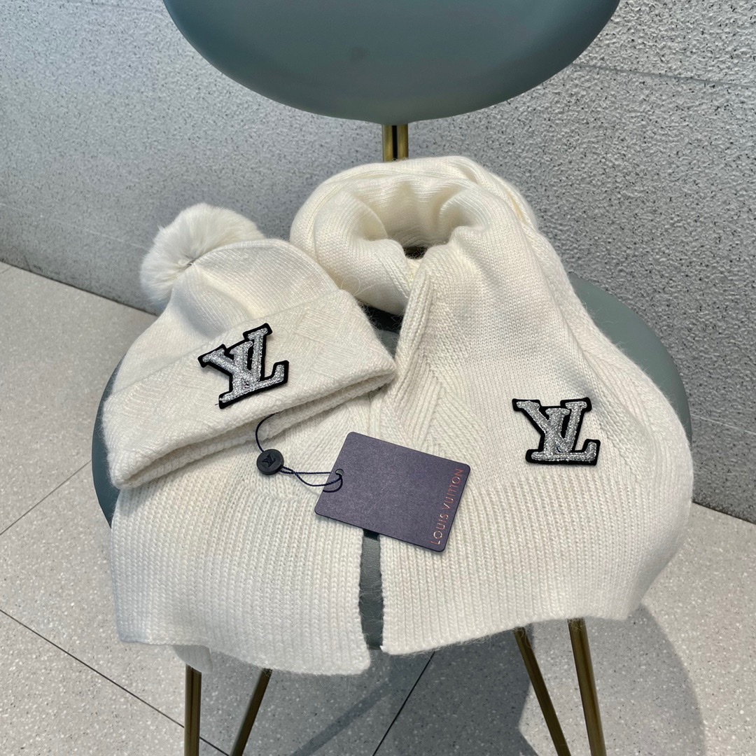 LV scarf hat (22)