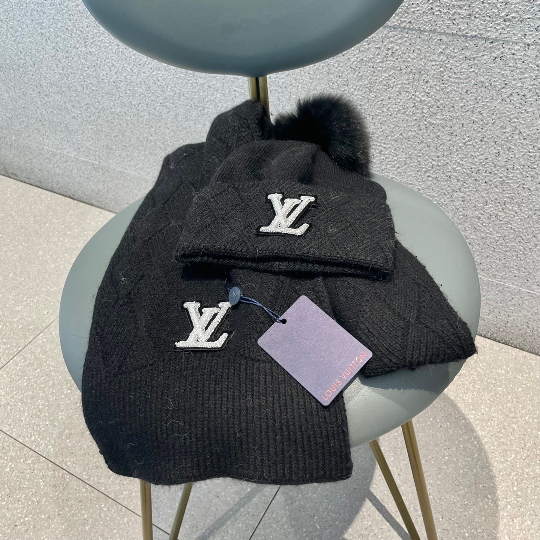 LV scarf hat (28)