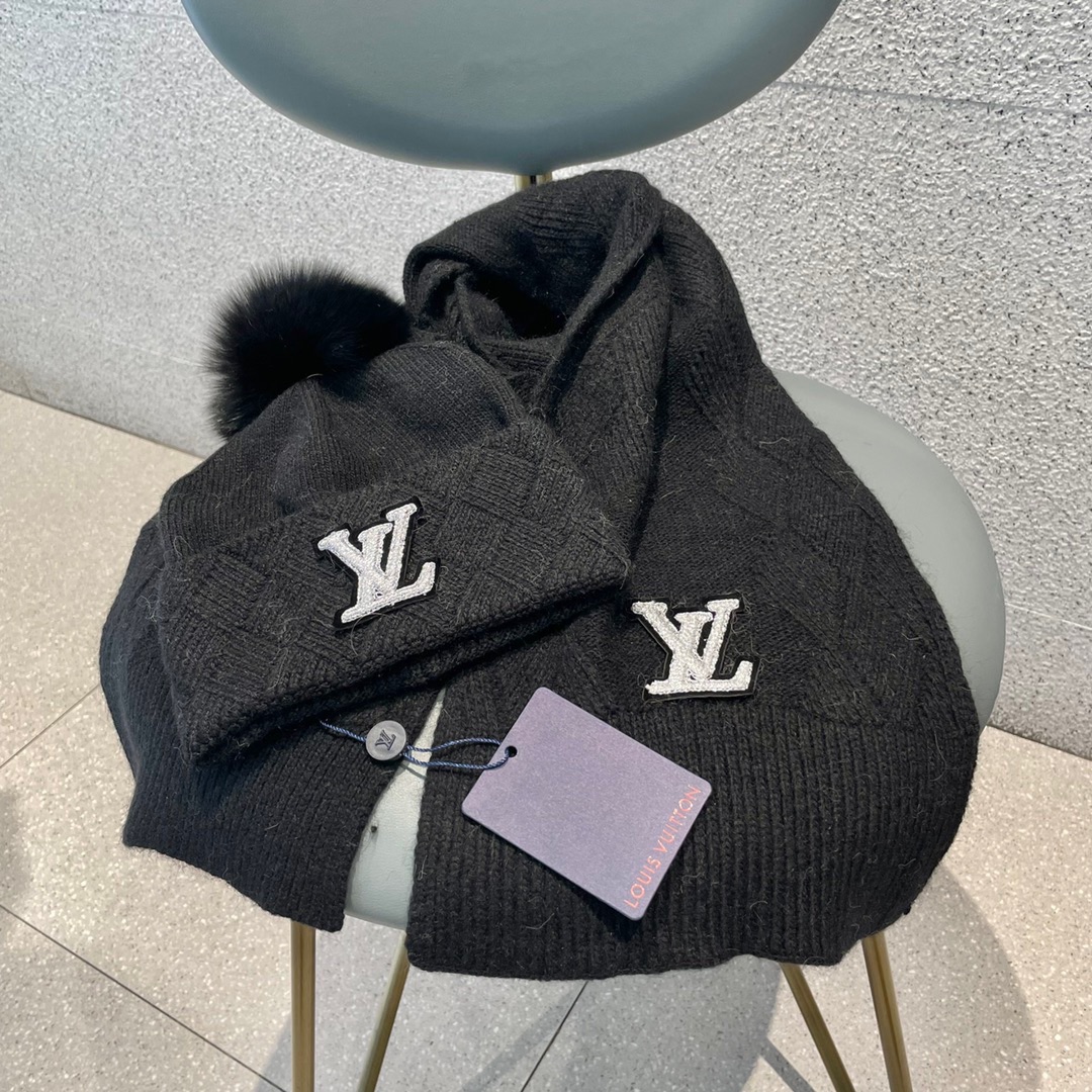 LV scarf hat (29)