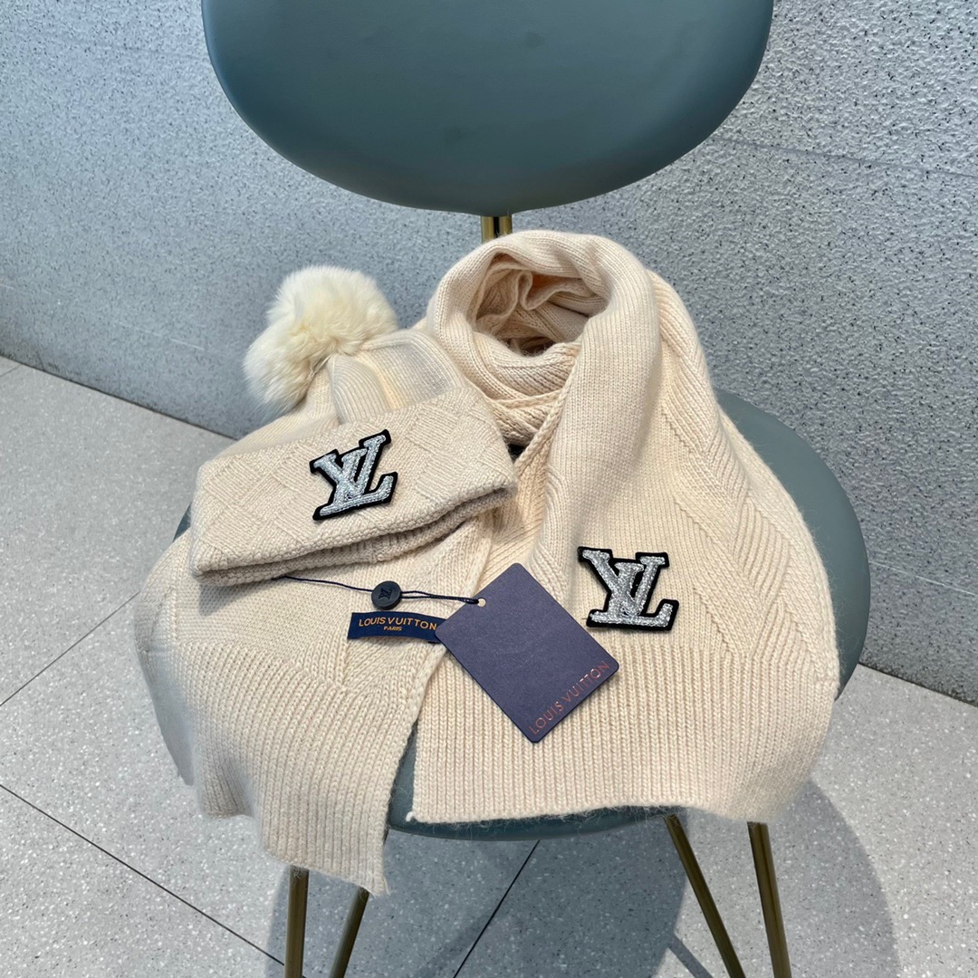 LV scarf hat (39)