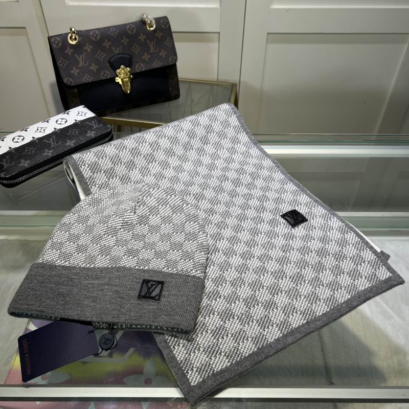 LV scarf hat (8)