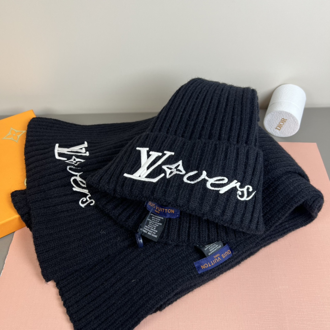 LV scarf hat (8)