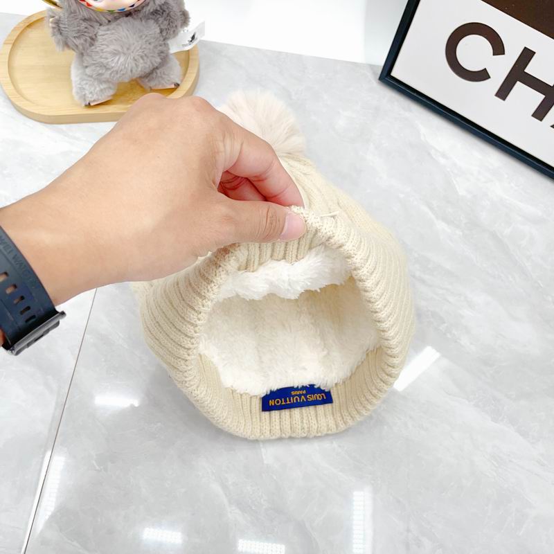 LV scarf hat dx (392)