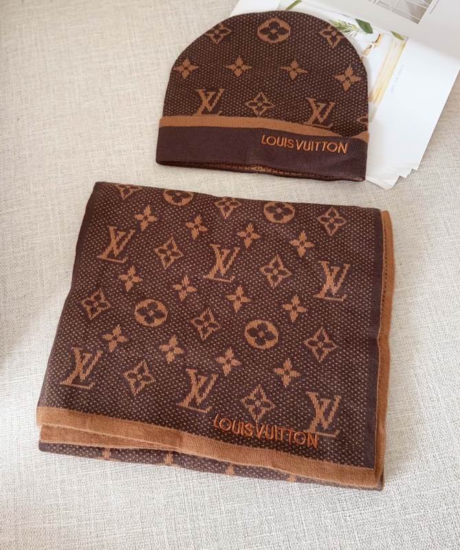 LV scarf hat dx  (17)