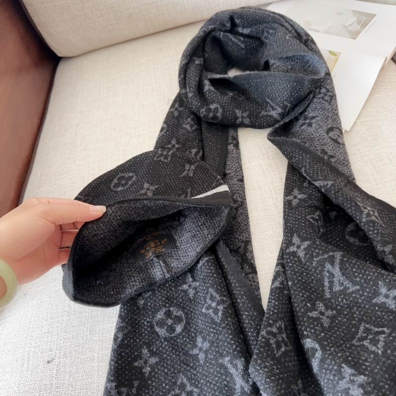 LV scarf hat dx  (19)