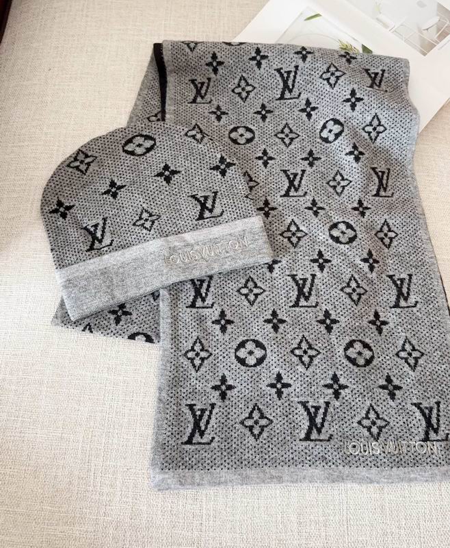 LV scarf hat dx  (5)