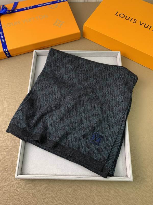LV scarf hm (51)