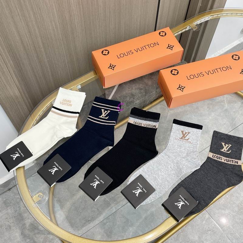 LV socks (3)