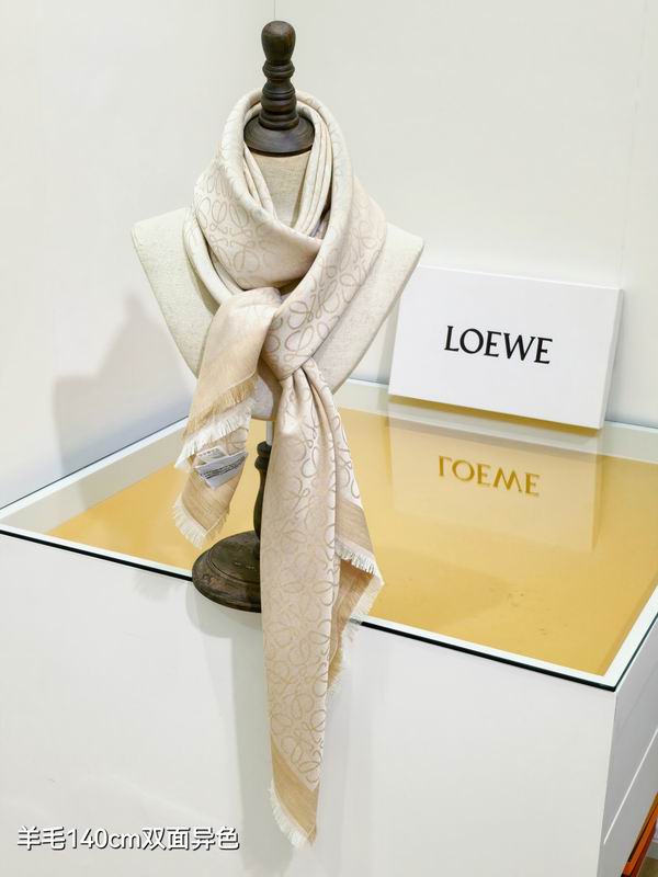 Loewe Scarf 140X140cm 90%羊毛10%羊绒 E13 (2)