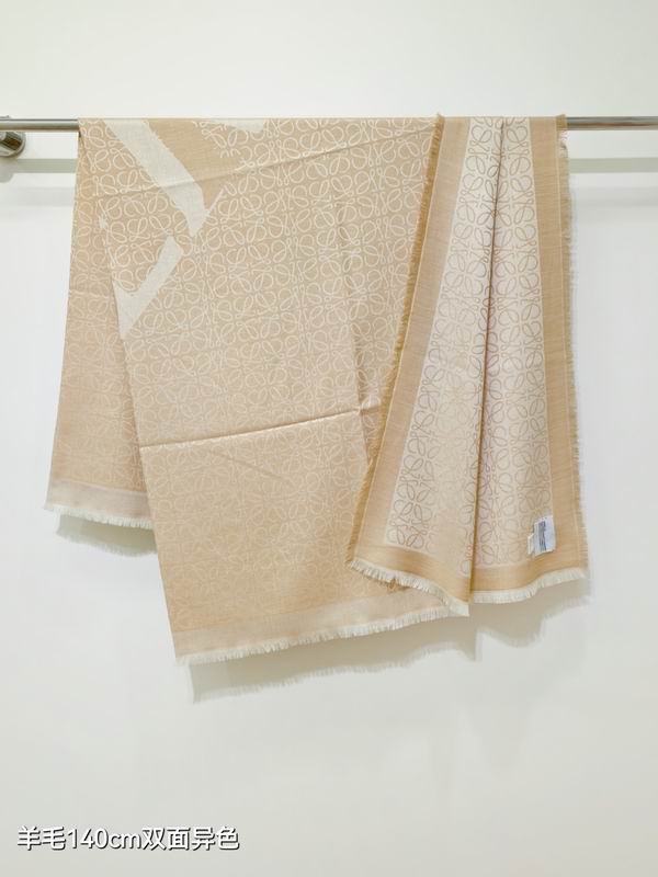 Loewe Scarf 140X140cm 90%羊毛10%羊绒 E13 (3)