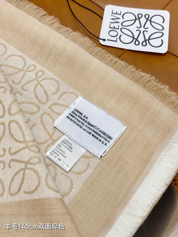 Loewe Scarf 140X140cm 90%羊毛10%羊绒 E13 (4)