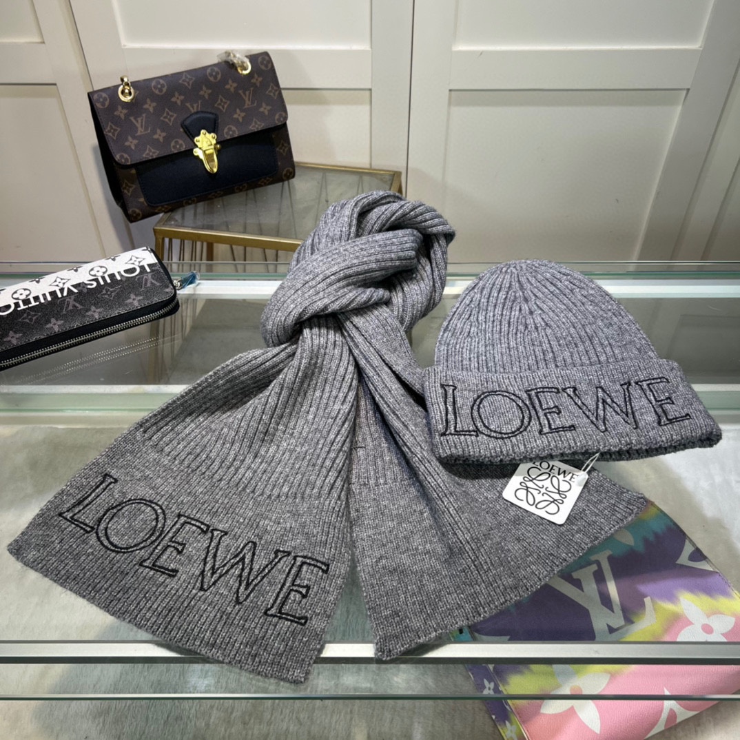 Loewe Scarf Hat (11)