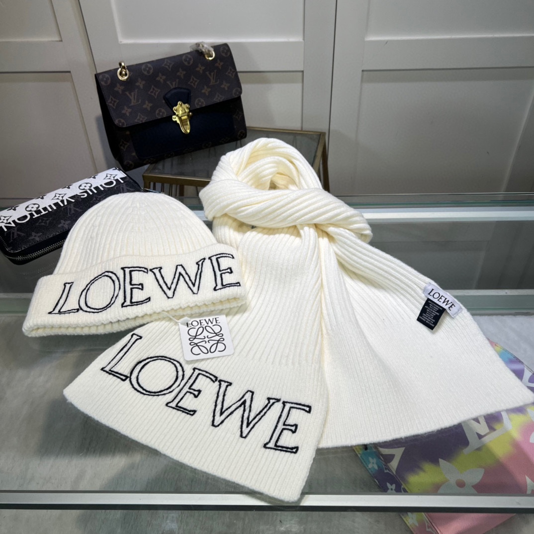 Loewe Scarf Hat (13)