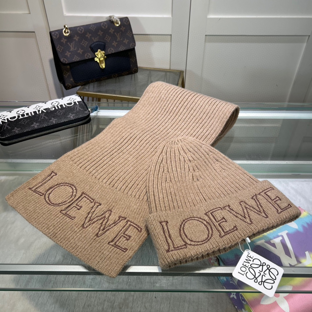 Loewe Scarf Hat (4)