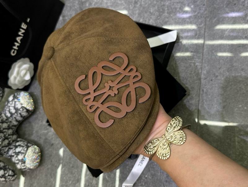 Loewe beret dx (257)