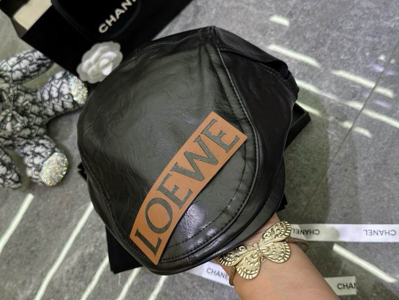 Loewe beret dx (260)