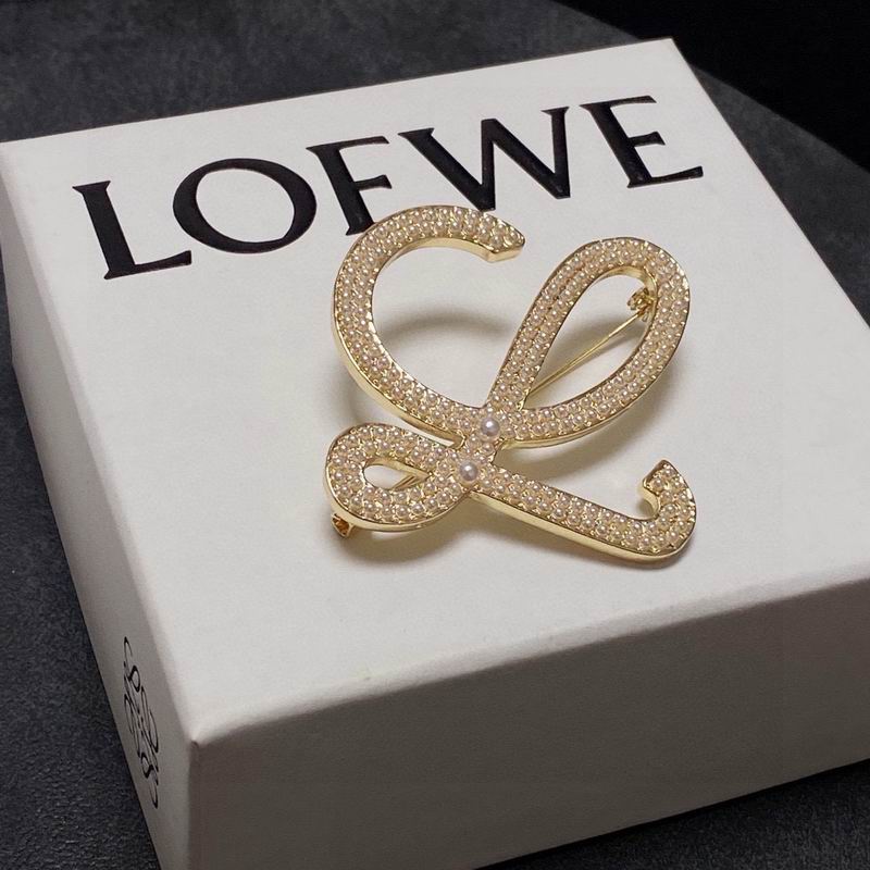 Loewe brooch 07yxq01 (1)