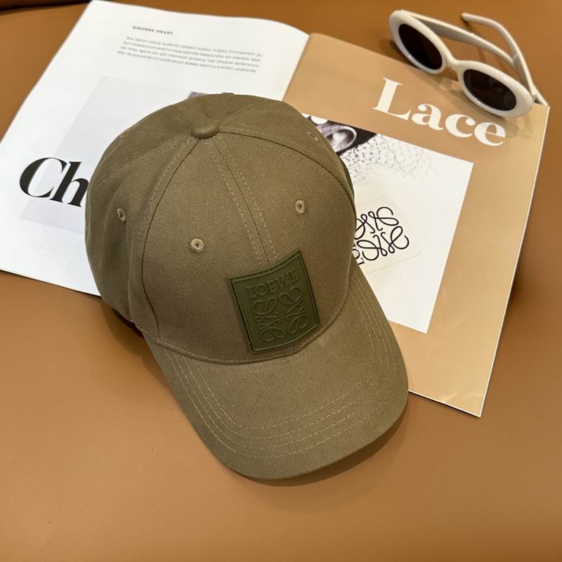 Loewe cap dx (490)