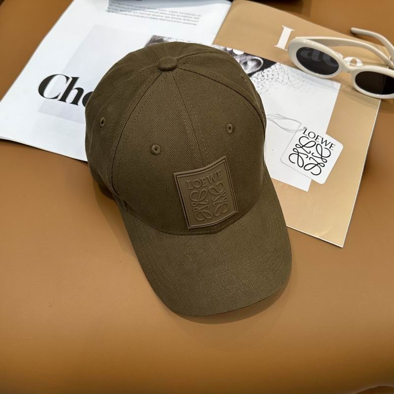 Loewe cap dx (493)