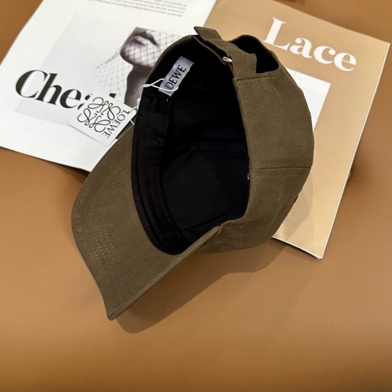 Loewe cap dx (497)