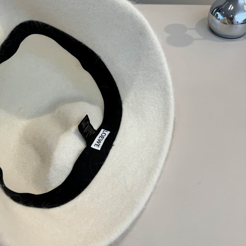 Loewe hat (219)