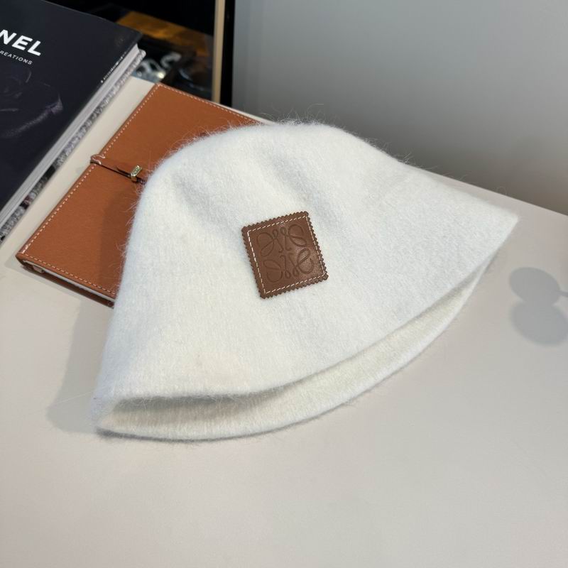 Loewe hat (223)
