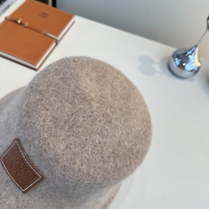 Loewe hat (236)