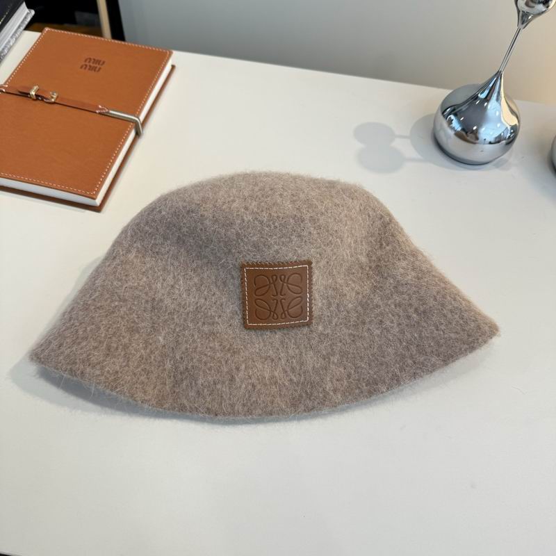 Loewe hat (240)