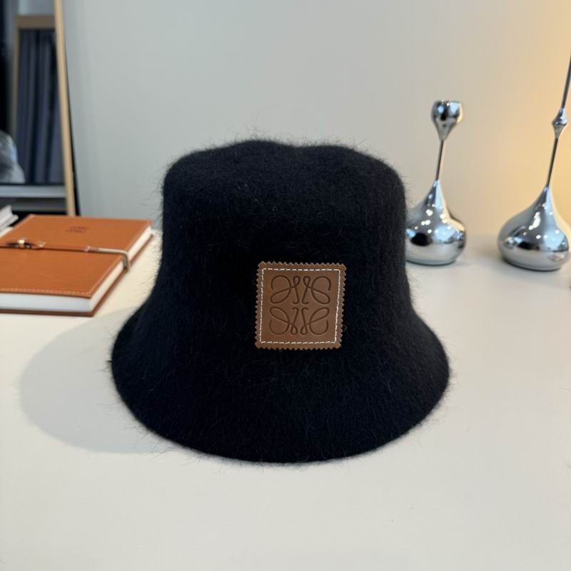 Loewe hat (252)