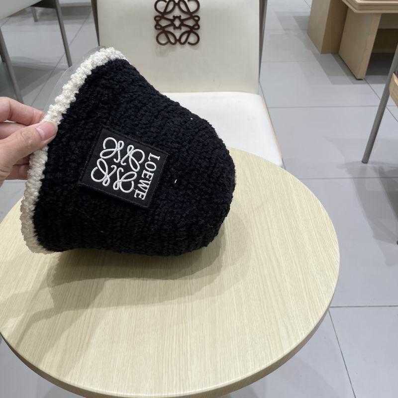 Loewe hat (823)