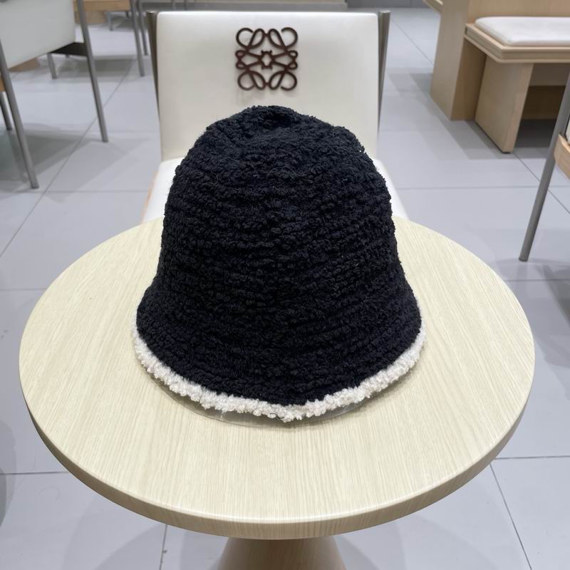 Loewe hat (827)