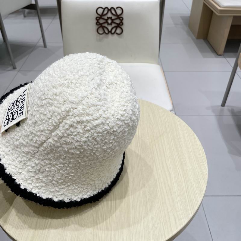Loewe hat (836)