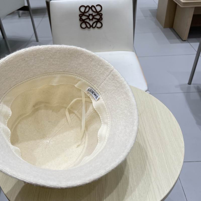 Loewe hat (896)