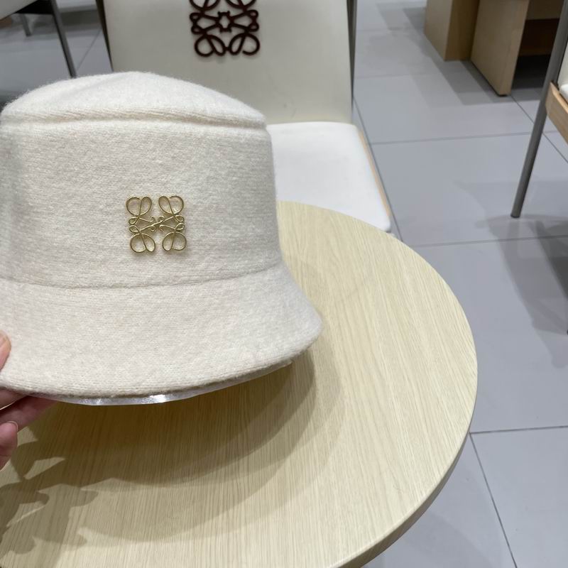 Loewe hat (897)